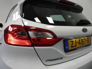 Ford Fiesta 1.1 Trend NAVI-APP/AIRCO/CRUISE/PDC/TREKH.! / 24
