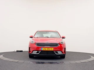 Kia Niro 1.6 GDi Hybrid DynamicLine | Trekhaak | All-seasonsbanden | Navigatie / 14