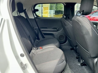 Renault Twingo Urban Range 80pk Techno 27.5 kWh  | 18inch velgen | V2G | Navigatie | Climate Control | Keyless | Achteruitrijcamera | Adaptive Cruise Control (ACC) | Apple CarPlay/Android Auto / 10