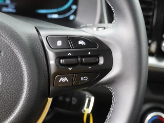Kia Stonic 1.0 T-GDi MHEV DynamicLine  Navigatie - Achteruitrijcamera - Cruise Control - Apple & Android Carplay - Fabrieksgarantie t/m 14-04-2032 / 29