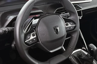Peugeot 208 1.2 PureTech 75 Style / 11