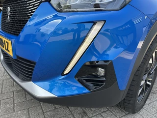 Peugeot 2008 1.2 Turbo 130 PK Allure Pack | Trekhaak 1200 KG | Navigatie | 3D Virtual Cockpit | Stoelverwarming | LED Verlichting | Half Lederen Bekleding | Keyless Start | Climate Control | Cruise Control | 17 Inch Lichtmetalen Velgen | / 40