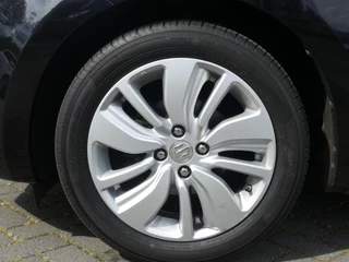 Suzuki Swift 1.2 Select Camera, Navigatie, Airco, Lichtmetalen velgen, Stoelverw. / 25