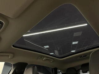 Volvo V40 1.6 T3 Summum  PANO LEER CAMERA NAVIGATIE ECC CRUISE LM. / 50