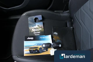 Jeep Avenger 1.2 Altitude Winterpack Carplay JBL Navi / 32