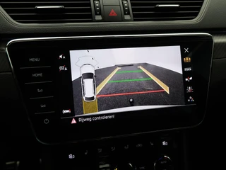 Škoda Superb Combi 1.4 TSi 218 Pk iV Sportline Business | Trekhaak | Stoelverwarming | CarPlay | Camera | Cruise Control | Navigatie | Full LED | 19 Inch | 91.754 Km !! / 31