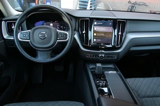 Volvo XC60 B4 Mild-Hybrid / 5