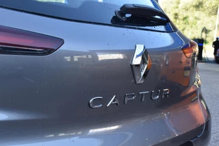 Renault Captur 1.0 TCe 90 Zen Carplay Navigatie | 2e Eigenaar | Goed onderhouden | 12 mnd BOVAG garantie | Whatsapp 06-53188999 / 18