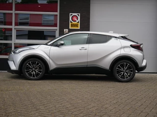 Toyota C-HR 1.8 Hybrid Executive JBL Audio| Leder| ACC| Dealer onderhouden / 2