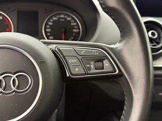 Audi Q2 35 TFSI CoD Design Automaat | Parkeersensoren | Trekhaak / 15