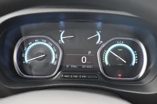 Toyota PROACE Electric Verso LONG EXTRA RANGE DYNAMIC 75KWH 8-PERSOONS ROLSTOELAUTO VERLAAGD-INBOUW-OPRIJPLAAT 2x SCHUIFDEUR / 37