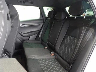 Škoda Karoq 1.5 TSI ACT Greentech 150pk DSG-7 Sportline Business / 18