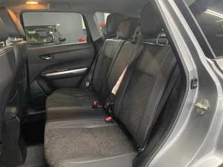 Suzuki Vitara 1.4 Boosterjet Style Smart Hybrid/ Nederlandse auto/ Afneembare trekhaak/ Pano/ Parkeersensoren/ Achteruitrijcamera / 38