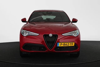 Alfa Romeo Stelvio 2.0T 280pk AWD Veloce Carplay Adaptieve Cruise Leder Memory / 14
