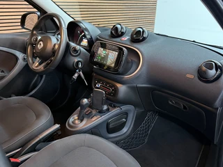 Smart Forfour 1.0 Passion | Automaat | Carplay | Cruise Control | LED | Bicolor | Camera | Lichtmetalen velgen 15 Inch / 7