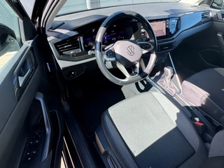 Volkswagen Taigo 1.0 TSI AUTOMAAT* Navigatie * Parkeersensoren * Adaptieve Cruise Control * / 2