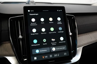 Volvo XC90 2.0 T8 Plug-in hybrid AWD Ultra Dark  Panoramadak Bowers & Wilkins Leder Memory 360 Camera 7 Persoons / 24