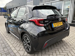 Toyota Yaris 1.5 Hybrid Dynamic CAMERA APPLE/ANDROID AD-CRUISE DAB+ KEYLESS LM-VELGEN / 6