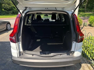 Dacia Jogger 1.0 TCe 100 ECO-G Expression 5p  LPG-G3/Airco-Ecc/Navi/Nieuw model / 29