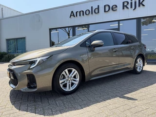 Suzuki Swace 1.8 Hybrid Style / 2