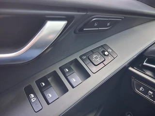 Kia Niro 1.6 GDi Hybrid ExecutiveLine |Leder |Schuifdak |HarmanKardon / 13