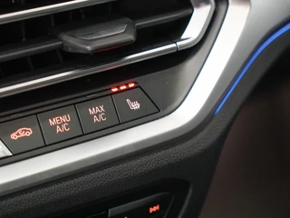 BMW 3 Serie 330e M-Sport Schuifdak | ACC | Harman Kardon / 20