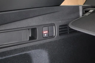 Audi Q5 2.0 TFSI 299pk e-hybrid quattro S edition Trekhaak 360Camera Tech-Pro Leder Memory Stoelverwarming Virtual Cockpit Panoramadak Navigatie S-Line / 61