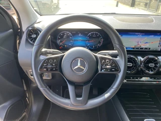 Mercedes GLA 200 163pk 7G-DCT Business Solution / 19
