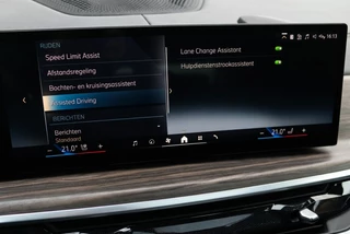 BMW X5 xDrive50e M Sport Pano l Trekhaak l HUD l 360° l Harman Kardon | Innovation | / 18