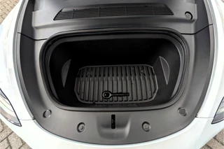 Tesla Model Y Long Range AWD 75kWh SOH 90% / 27