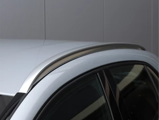 Mercedes-Benz GLA 200 Premium  | Trekhaak | 360 Camera | LED / 12