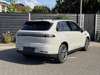 Leapmotor C10 Design REEV 28.4 kWh 218PK Automaat Navigatie, Camera 360, Lichtmetalen velgen, Elektrische Achterklep, Kunstlederen bekleding, Stoel Verwarming & Ventilatie / 9