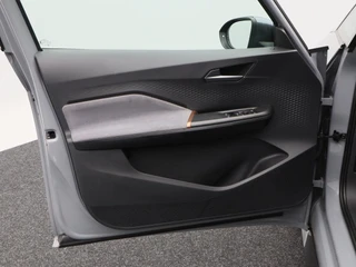 CUPRA Born Performance One 62 kWh 204 Pk | Stoel/Stuurverwarming | Camera | Adaptive Cruise | Navigatie | 18 Inch | 66.591 Km !! / 19