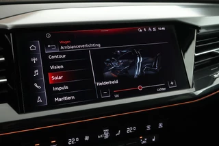 Audi Q4 Sportback e-tron 40 S edition 77 kWh SOH 93% Trekhaak Camera HUD Sonos Panoramadak Stoelverwarming Navigatie S-Line / 37