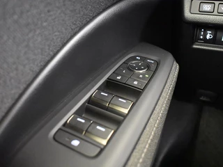 Lexus LBX 2WD Comfort Plus Parkeersensoren | Blindspot | Keyless / 23