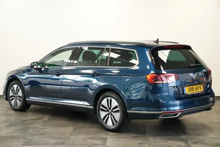 Volkswagen Passat Variant 1.4 TSI PHEV GTE Business  ACC Massage Camera Stoelverwarming 24 Maanden garantie* (Vraag naar de voorwaarden) / 31