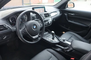 BMW 1-serie 118i 136pk High Executive Urban line - Leder - Led koplampen - Navigatie prof. - Hifi - / 9