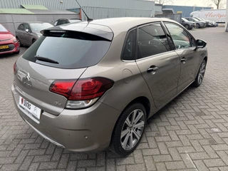 Citroën C4 130pk Feel Collection (Trekhaak - Keyless Entry - Parkeersensoren V+A - 17" - Automatische Airco - Navigatie - Apple Carplay) / 7