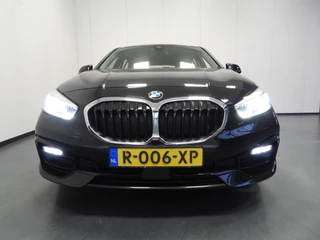 BMW 1-Serie 118i Aut. Intro Sport Line VOL LEER/NAVI/CAMERA/LED/18"LMV! / 37