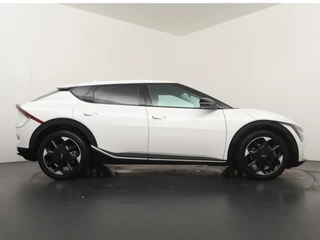 Kia EV6 Edition Advanced 84 kWh  - Stoelverwarming/verkoeling / Stuurwielverwarming - Camera - Apple Carplay - Android Auto - 7 jaar of 150.000km Fabrieksgarantie / 10