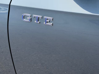 Volkswagen Golf 1.5 eHybrid GTE 272pk Black Style | IQ light | Camera | Head-up | Rijklaar incl. garantie / 29