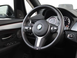 BMW 2-serie Active Tourer 220i High Executive M-sport | Uniek!! / 42