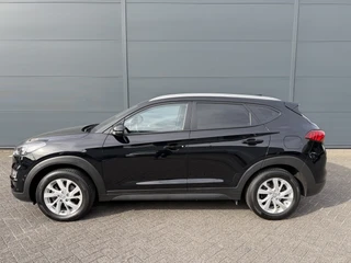 Hyundai Tucson 1.6 GDI Comfort (Trekhaak - Camera - Automatische Airco - Navigatie via APP - 17"incl 4S) / 2