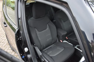 Jeep Renegade 1.4 MultiAir Latitude  | NL-Auto | Cruise Contr | Airco | Bluetooth | LM-Velgen | NAP / 13