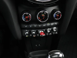 MINI 5-Deurs 1.5 Cooper Chili | AUT. | PANO-DAK | STOELVERW. | PDC | CRUISE | NAVI | APPLE CARPLAY | / 22