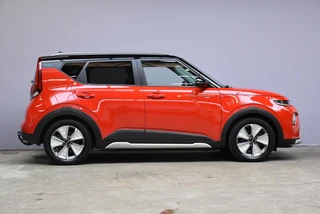 Kia e-Soul 64kWh ExecutiveLine I SOH 100% I TREKHAAK / 5