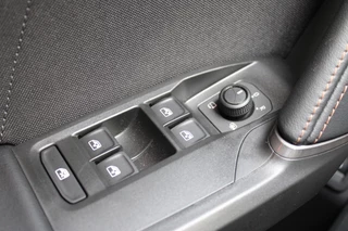 CUPRA Formentor 1.5 TSI e-Hybrid Business  | Trekhaak | Eclipse pack | Panoramadak / 16