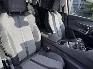 Peugeot 3008 Première 1.2 PureTech 130PK Navigatie, Achteruitrijcamera, Keyless, Elektrische Kofferklep, Trekhaak, Apple Carplay, Android Auto / 16
