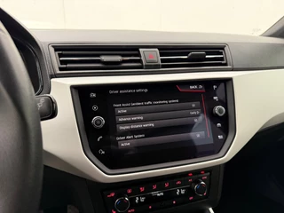 Seat Arona 1.0 TSI Xcellence | Automaat | Cruise control | Stoelverwarming | CarPlay | Camera | Parkeersensoren / 24