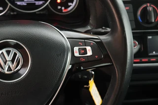 Volkswagen Up! 1.0 BMT 60pk move up! Airco Cruise Control Camera / 17